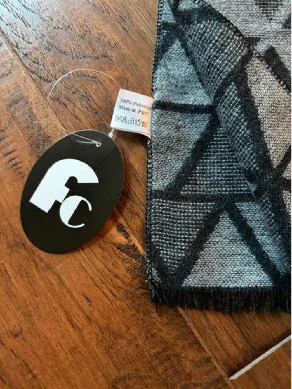 FC Geometric Pattern Polyester Scarf - Picture 2 of 3